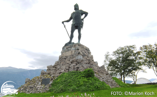 Ausflugstipps Vik - Bronzestatue von Fridtjof