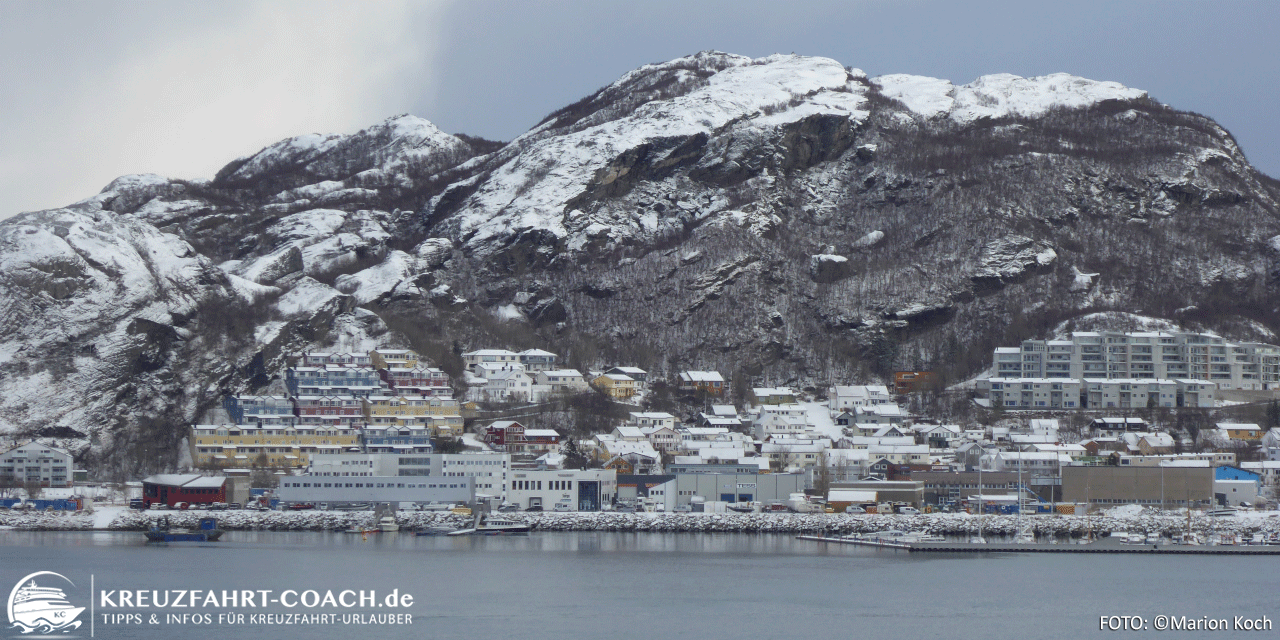 Blick auf den verschneiten Ort Bodø  Ausflugstipps Bodø - Bodø auf eigene Faust