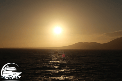 Kreuzfahrt Sonnenuntergang auf See
